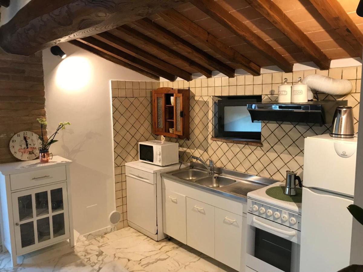 La Perla Tra Gli Ulivi Lägenhet Siena Exteriör bild